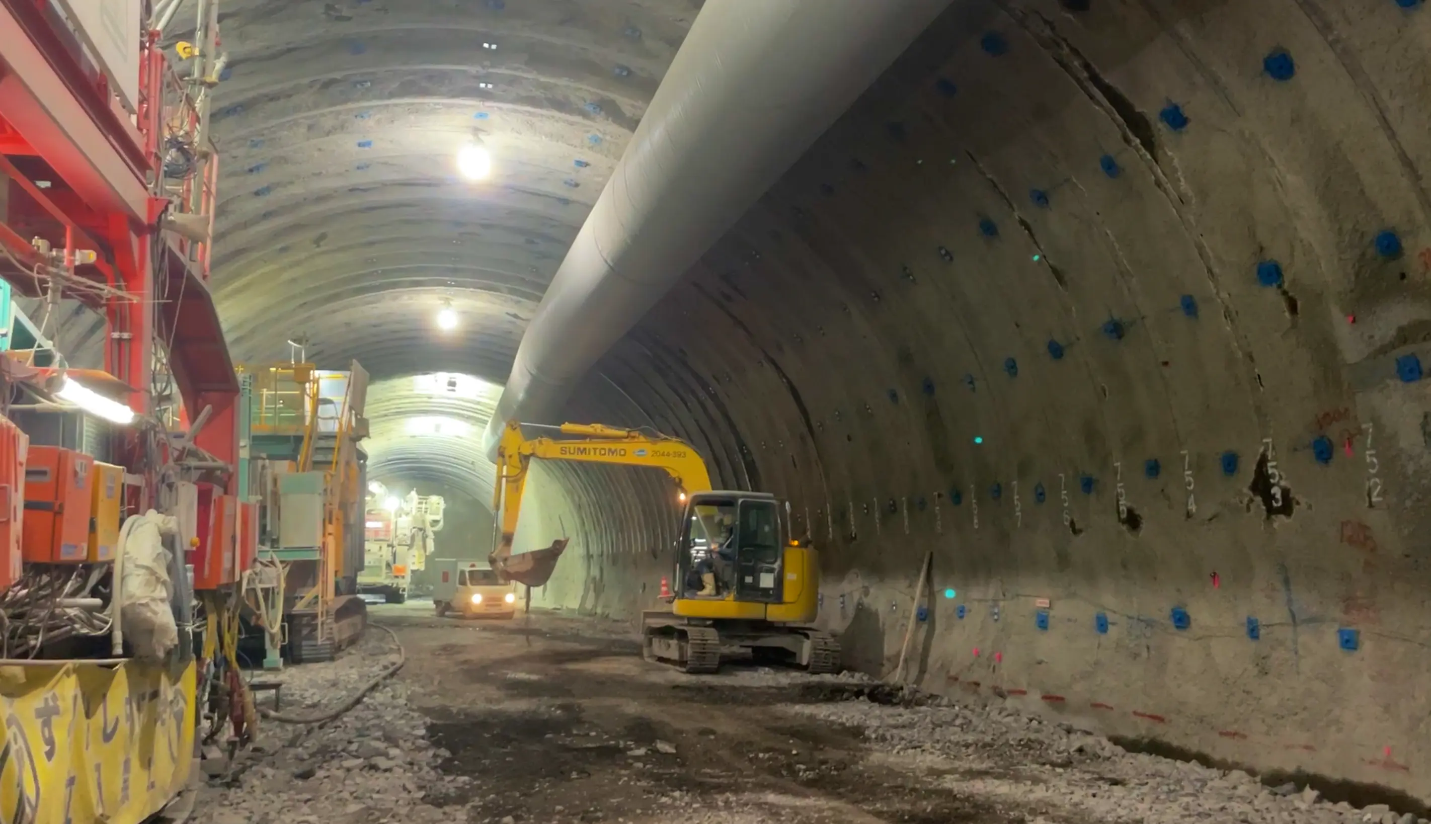 Fubaru Tunnel Excavation site. Nishimatsu Construction provides an opportunity for the general public to see construction sites like this, which are rarely seen by the pubic, in the form of site tours.